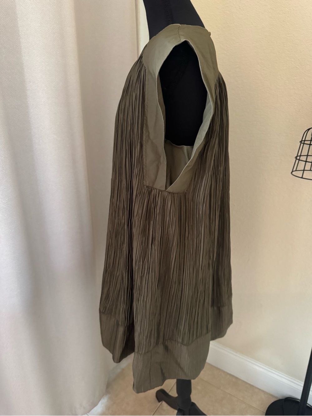 Anthropologie Plissé Mini Dress Olive Brown Pleated Shift Dress Size Small - Picture 8 of 10